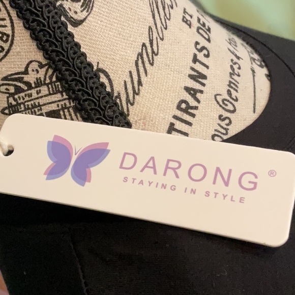 Fitted Black Short Sleeve T-Shirt BRAND NEW! - Picture 2 of 3